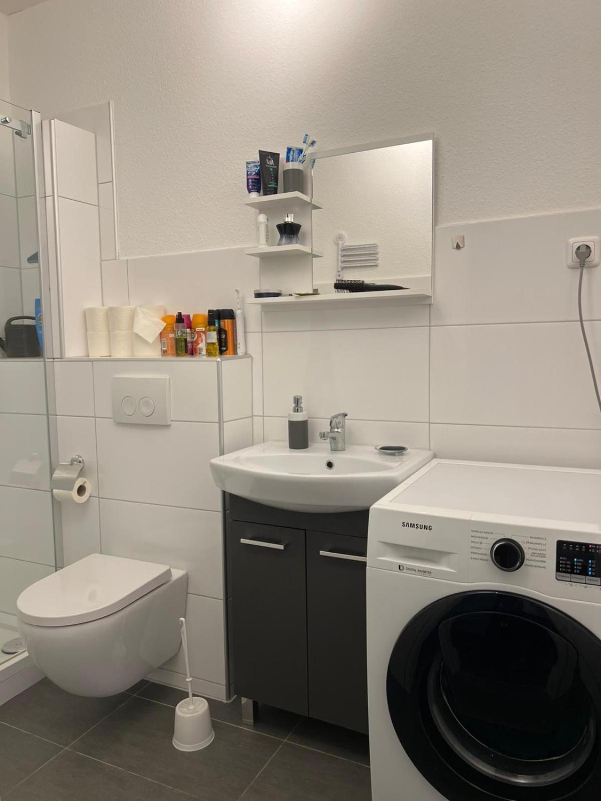 Moderne Und Helle Ferienwohnung Im Herzen Der Stadt Dortmund Kültér fotó